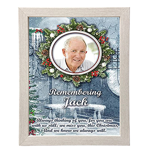 Christmas Remembrance Frame - Christmas Wreath & Photo
